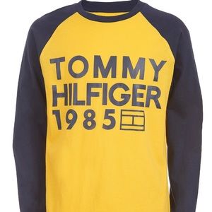Tommy Hilfiger Colorblock Logo Tee Size:XL(18-20)